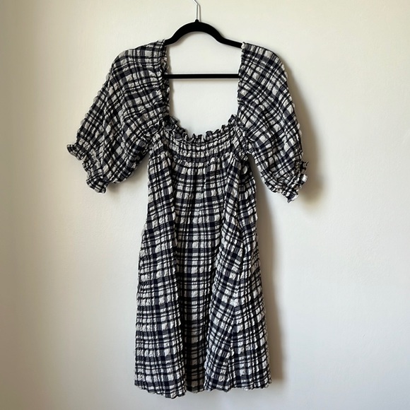 Solid and striped dress - Picture 2 of 7